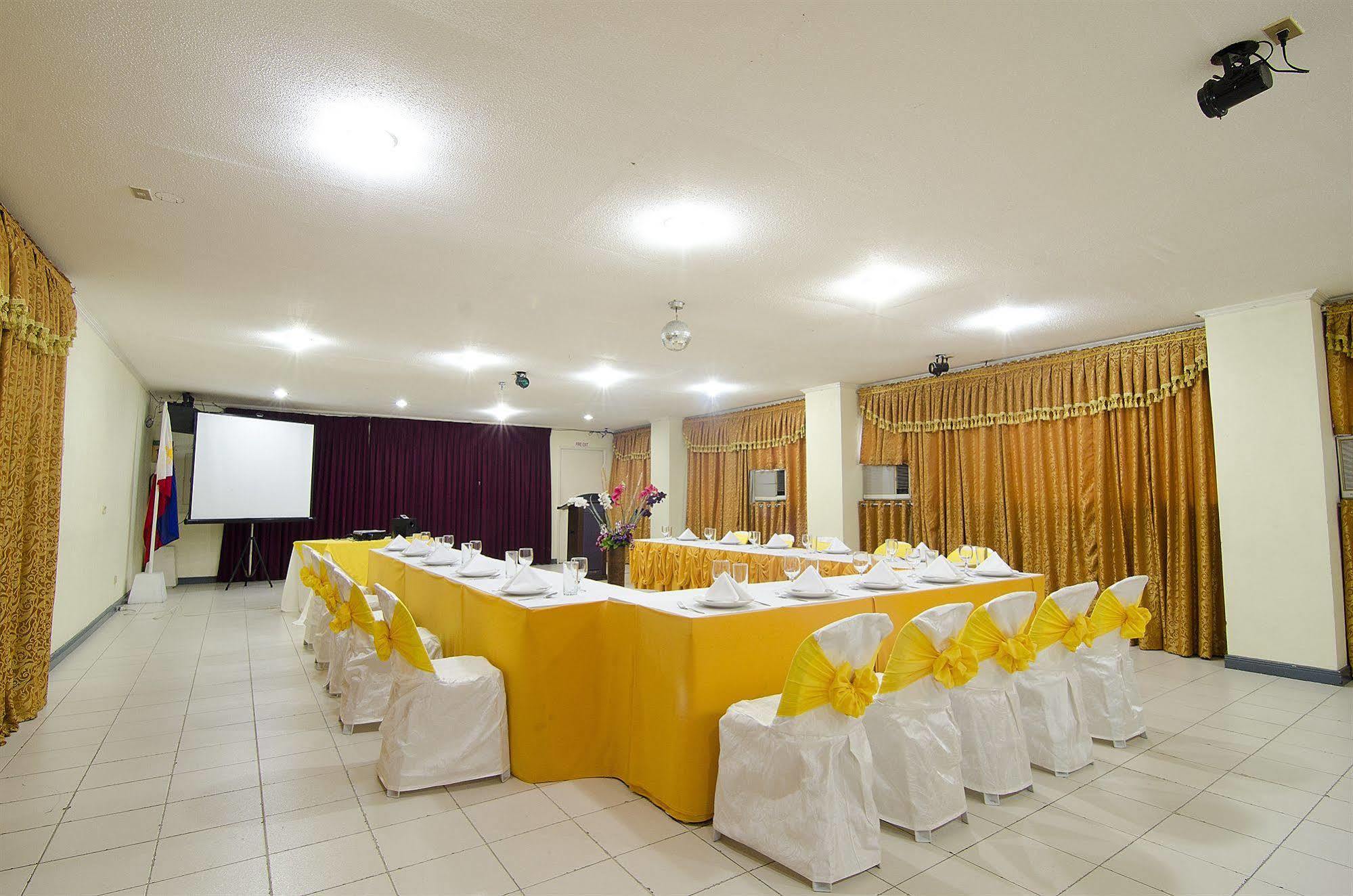 Asia Stars Hotel Tacloban Esterno foto