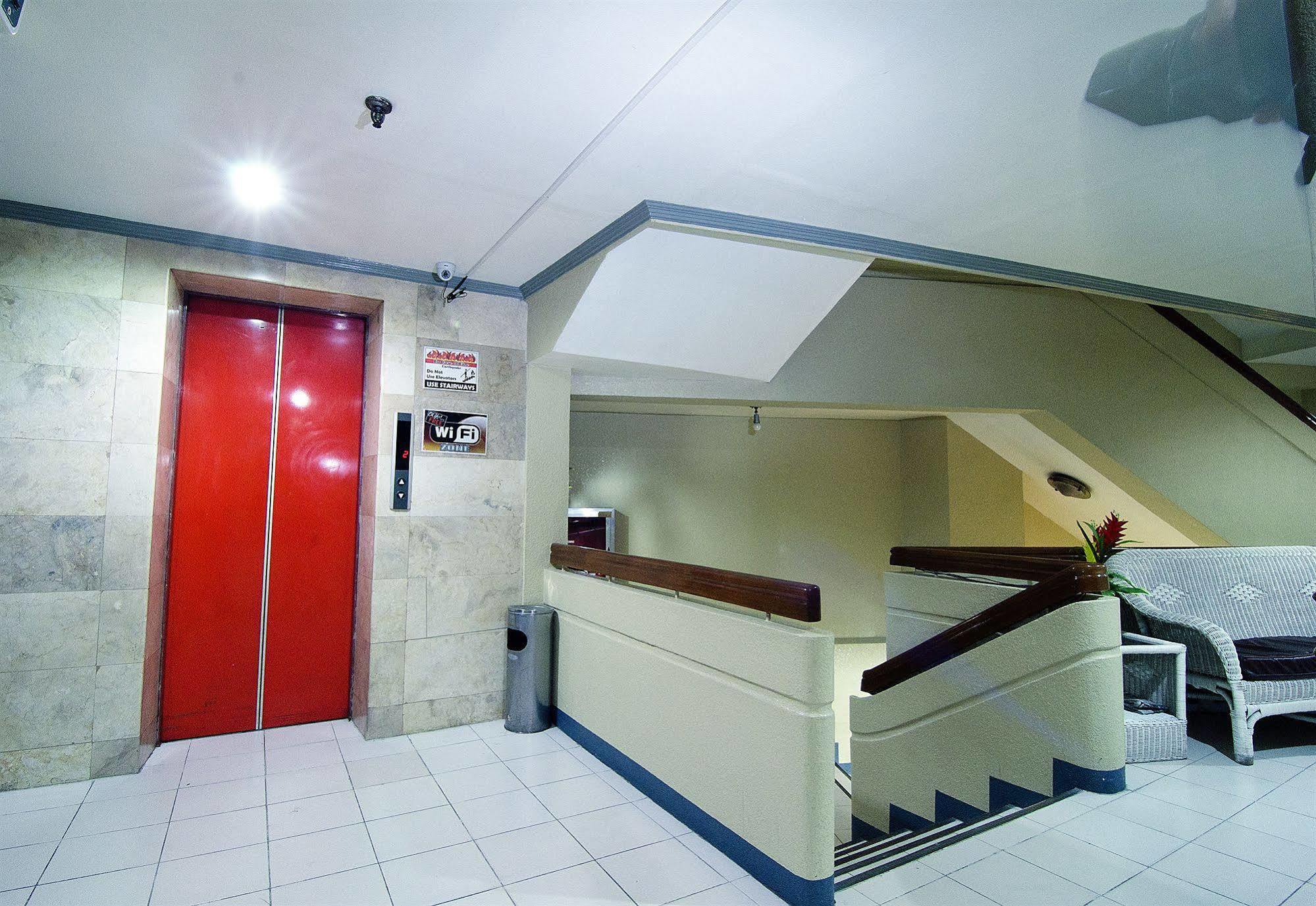 Asia Stars Hotel Tacloban Esterno foto